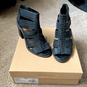 Black lucky brand heel